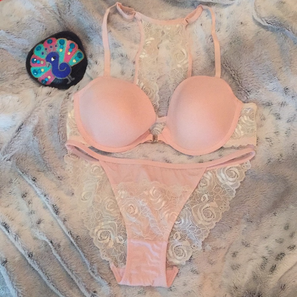 COPY - 🌈Jessica Simpson Bra Set🌈